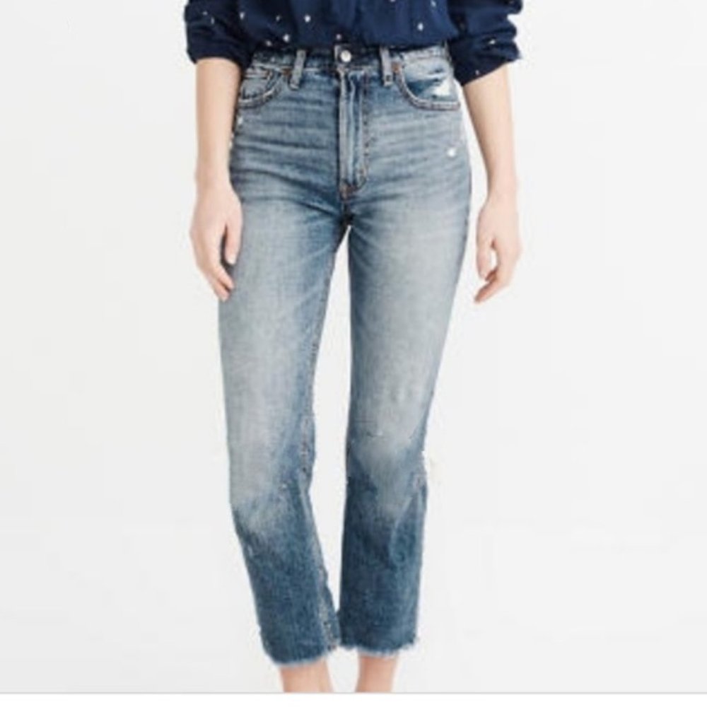 Zoe natural rise ankle straight jean